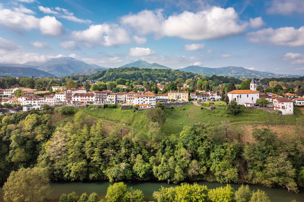 Rue des Terrasses Cambo @KOMCEBO2022